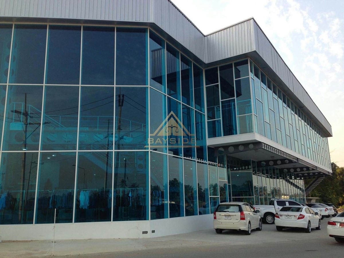 2 Floors Office or Shopping Mall at Na Jomtien 1 For Sale