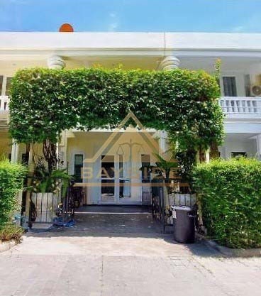 Tadarawadi Town house for Sale 