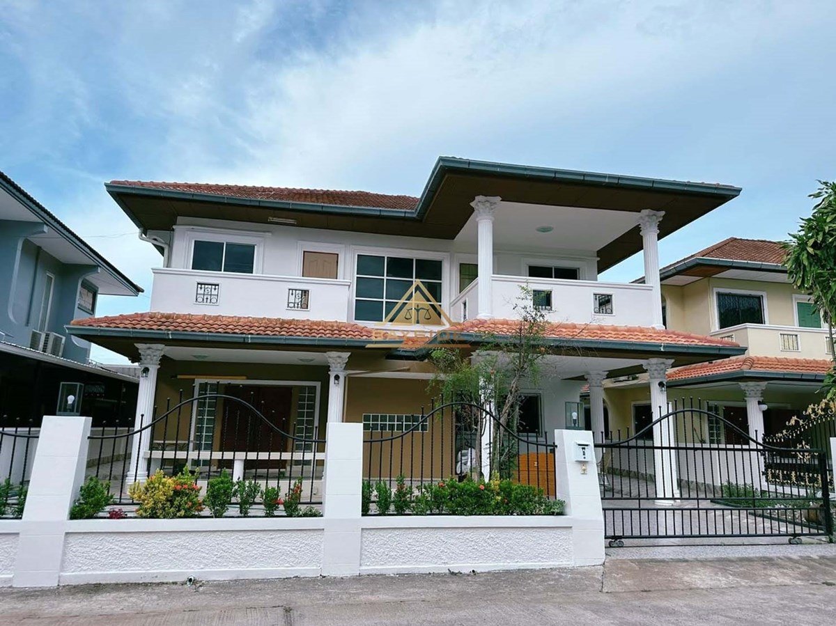 2 Story house for Rent