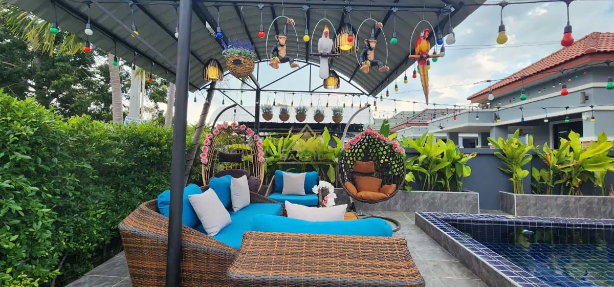 Pool Villa 3 Beds / 3 Baths Business for RENT