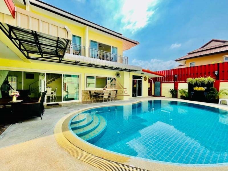 Pool villa house for Rent 7 Bed