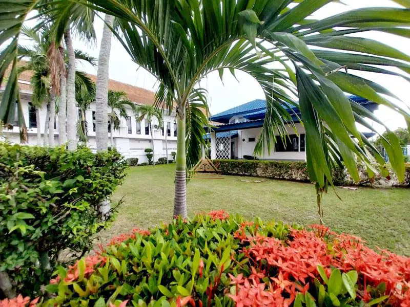 Beach Side House 2 Beds in Na Jomtien for SALE