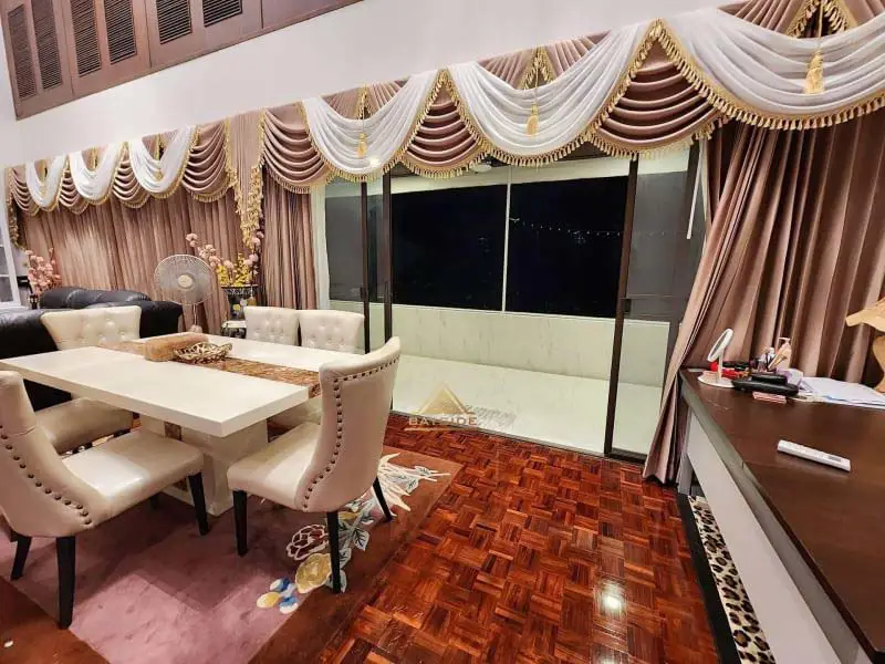 Panchalae Duplex Unit Large Balcony Jomtien Beach 3 Beds for RENT