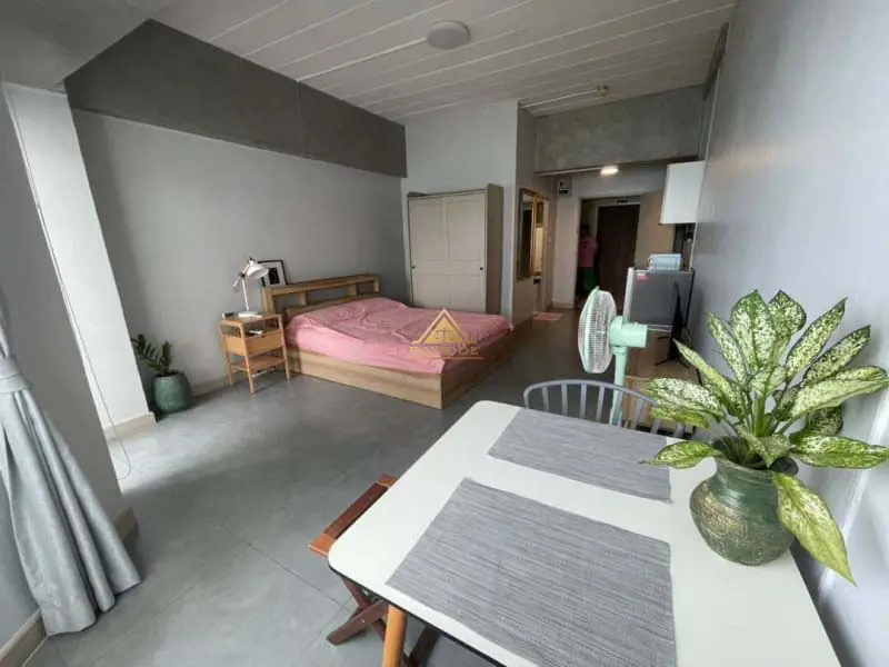 Front sea view condo for rent and sale