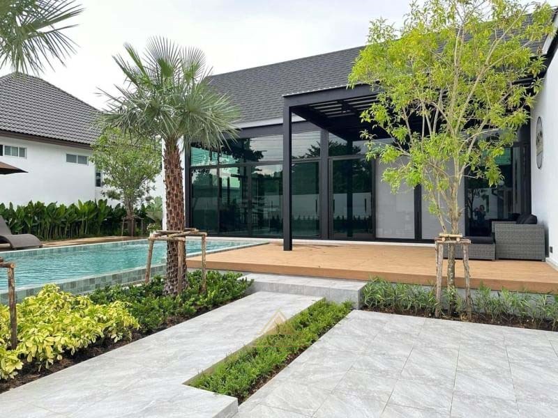 Private Pool villa 6 Bedrooms for RENT Pattaya Huay Yai (No Pets)