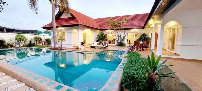 Pool Villa in Toongklom-Talman For Sale