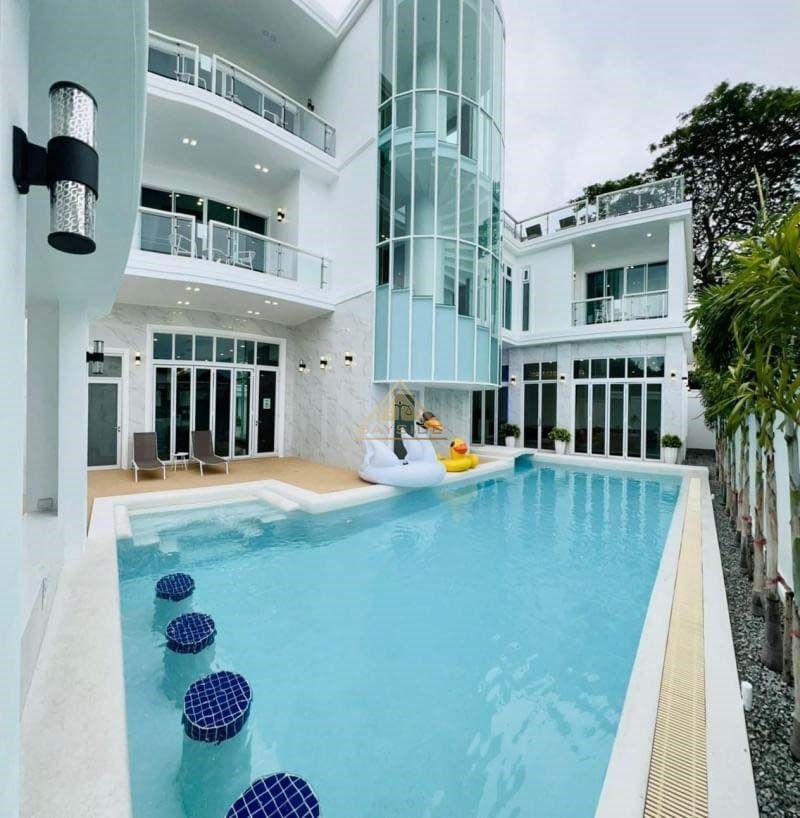 Elite Pool Villa 3 Stories For Rent
