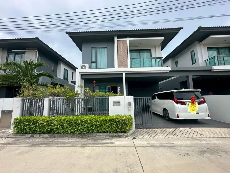 PATTA DEFINE House For Sale