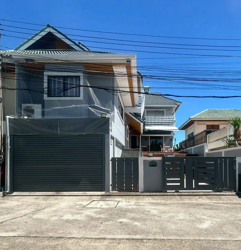 3-story house for rent in Siam Place Village (Pet friendly)