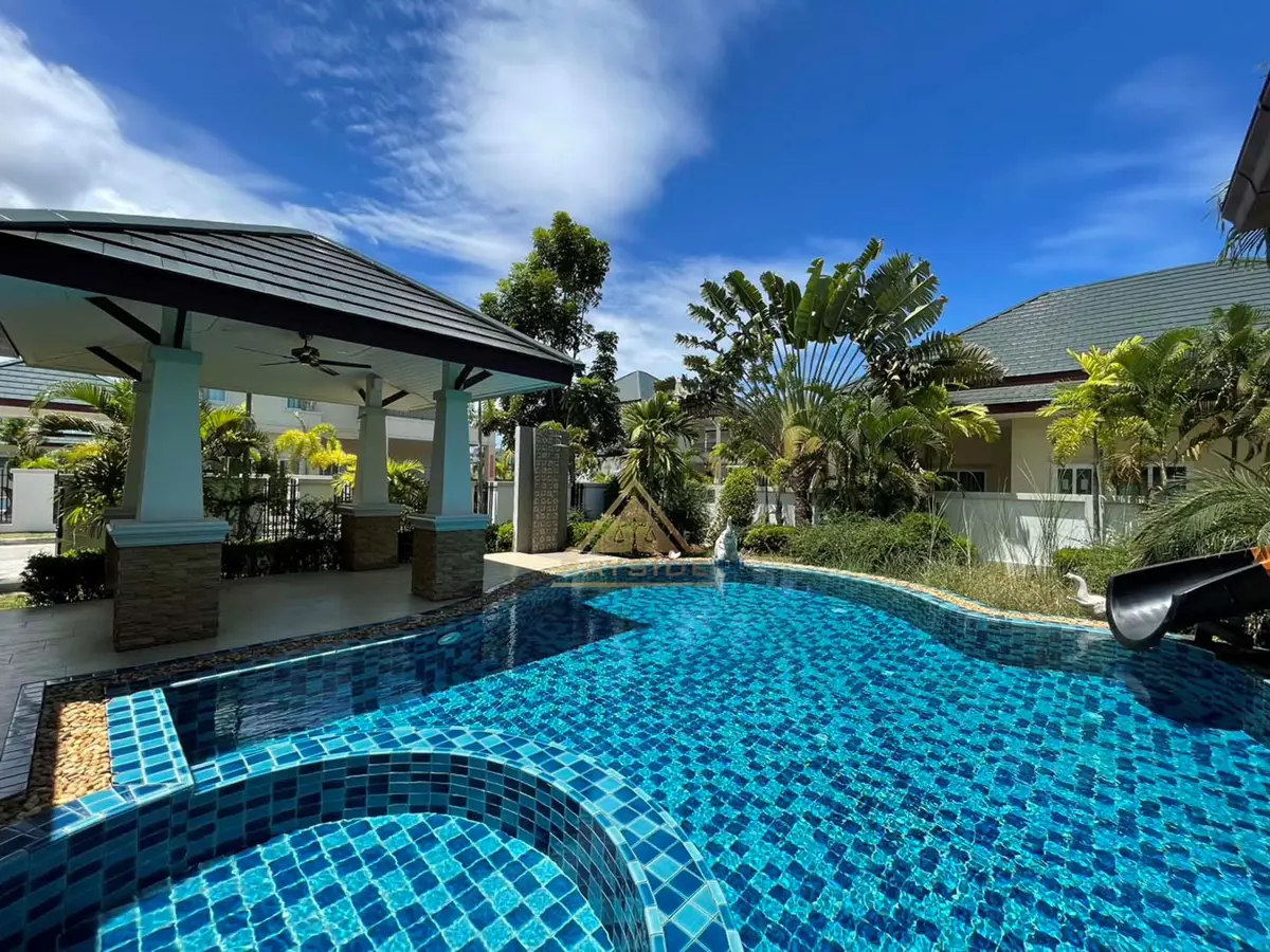 Baan Dusit Pattaya Hill Pool Villa 3 Bedrooms for RENT 