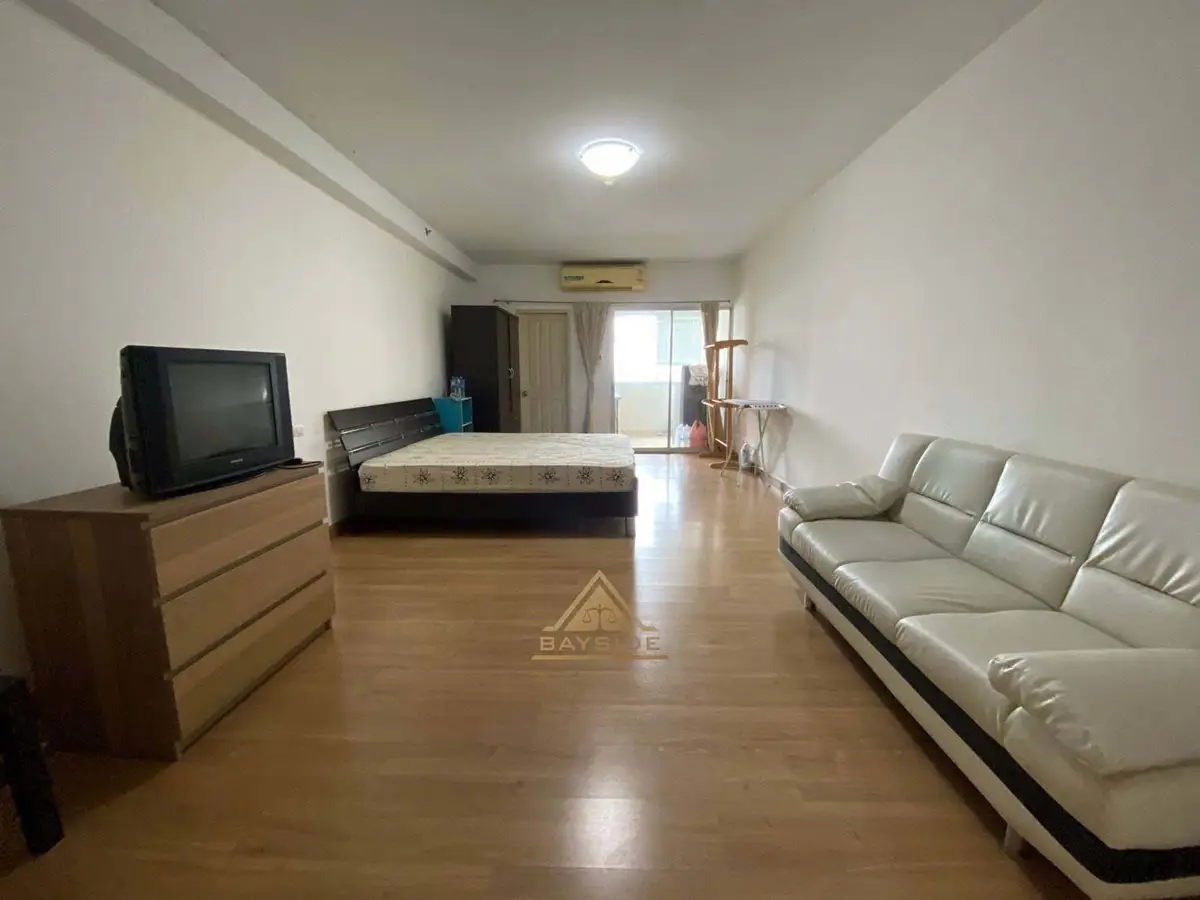 Supalai Park Studio Room Near BTS Srinakarin for SALE