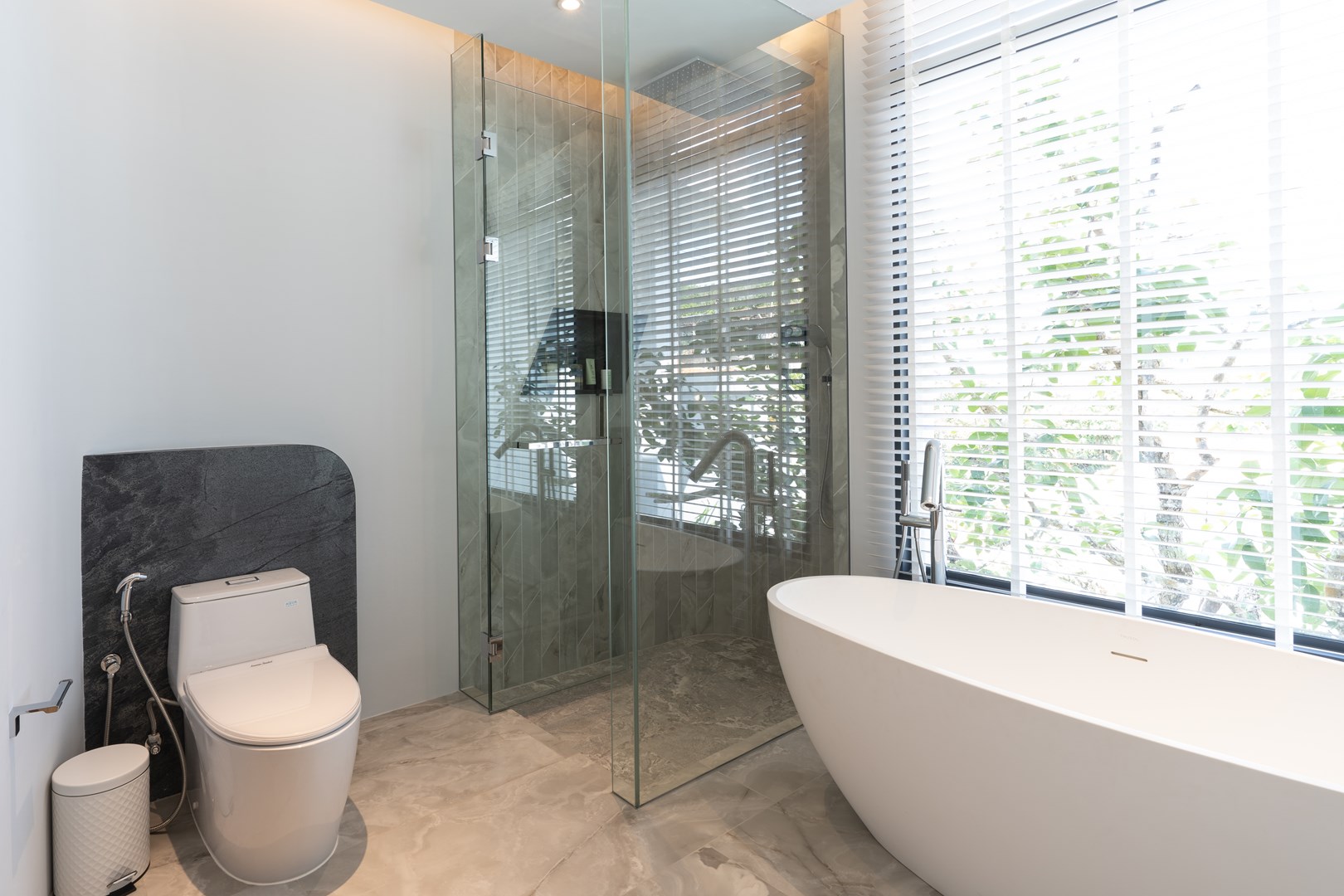 Guest Bathroom 1