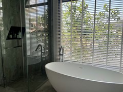 Guest Bathroom 1