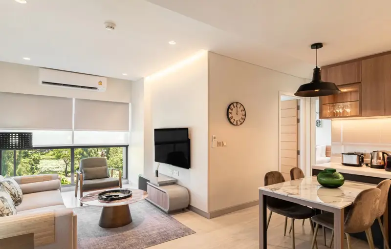 2 Bedroom Modern Laguna Lakeside Condo
