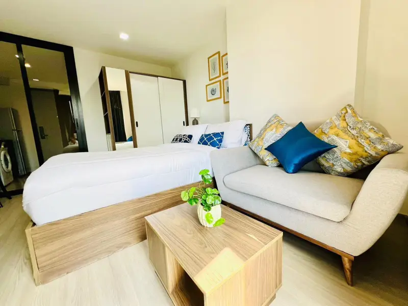 1 Bedroom 1 Bathroom The Base Central for rent