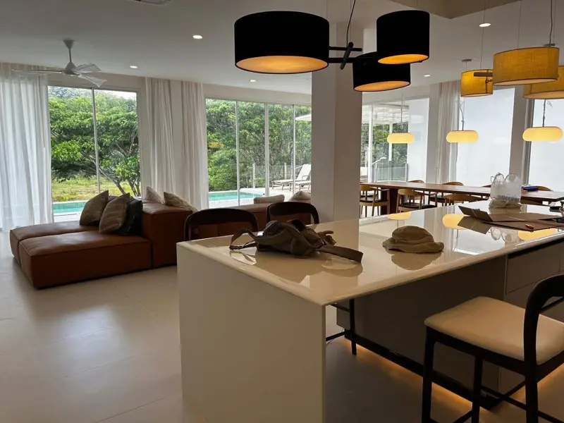 6 Bedroom 7 Bathroom pool Villa for rent