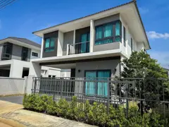3 Bedroom 3 Bathroom Supalai Lake Ville 