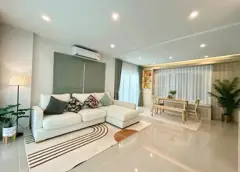4 Bedroom 2 Bathroom Suplai Bella Thalang for rent