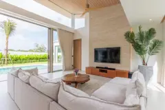 4 Bedroom 5 Bathroom Pool Villa in Layan for rent