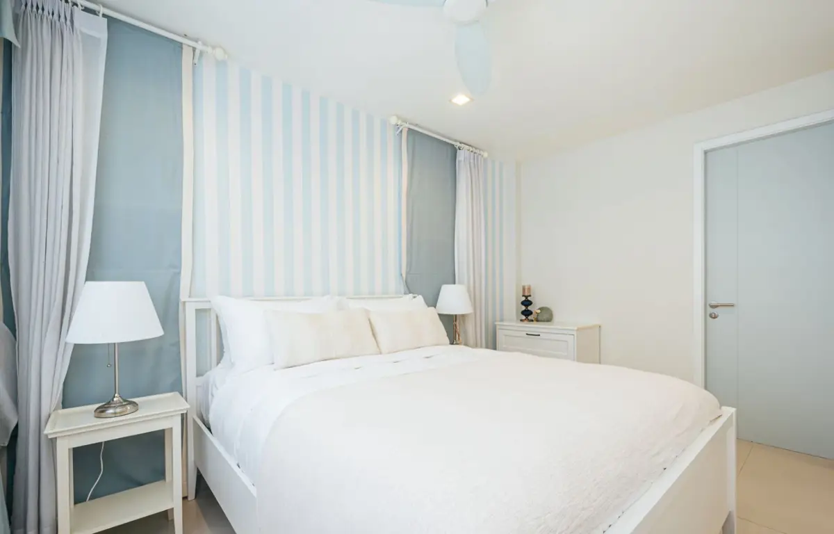 5 Bedroom Modern Laguna Park Villa