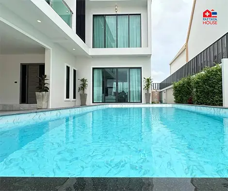 Pool Villa Haus zu verkaufen in Thung Klom-Tan Man, Pattaya