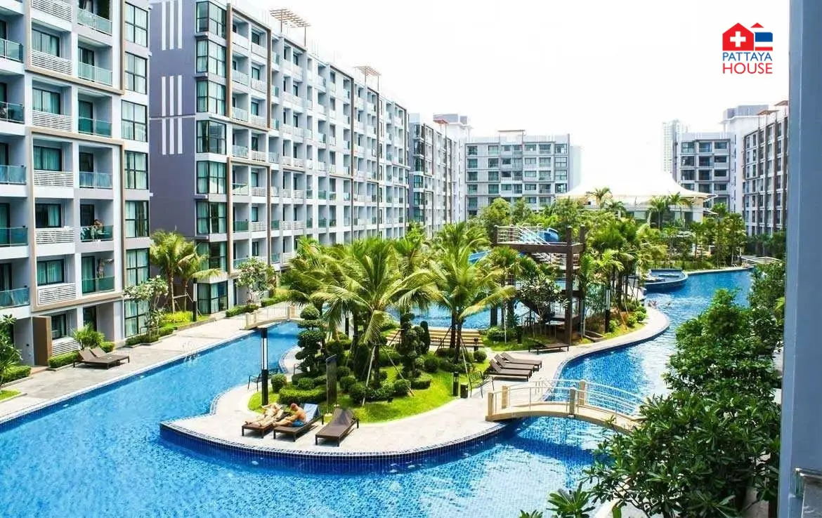 Atemberaubende Eigentumswohnung am Pool im Dusit Grand Park (Thai Quota)