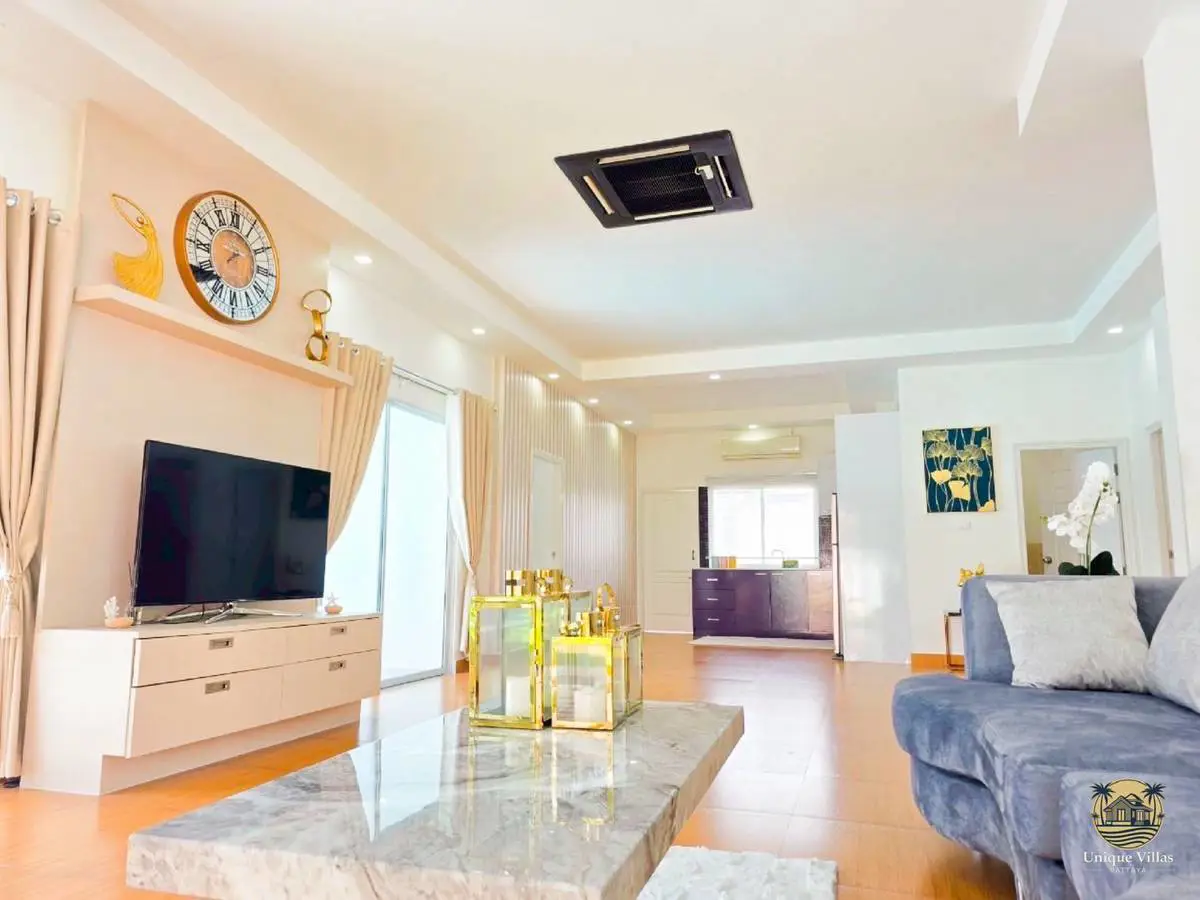  Unique Pool Villa Pattaya 3 Bedroom for sale