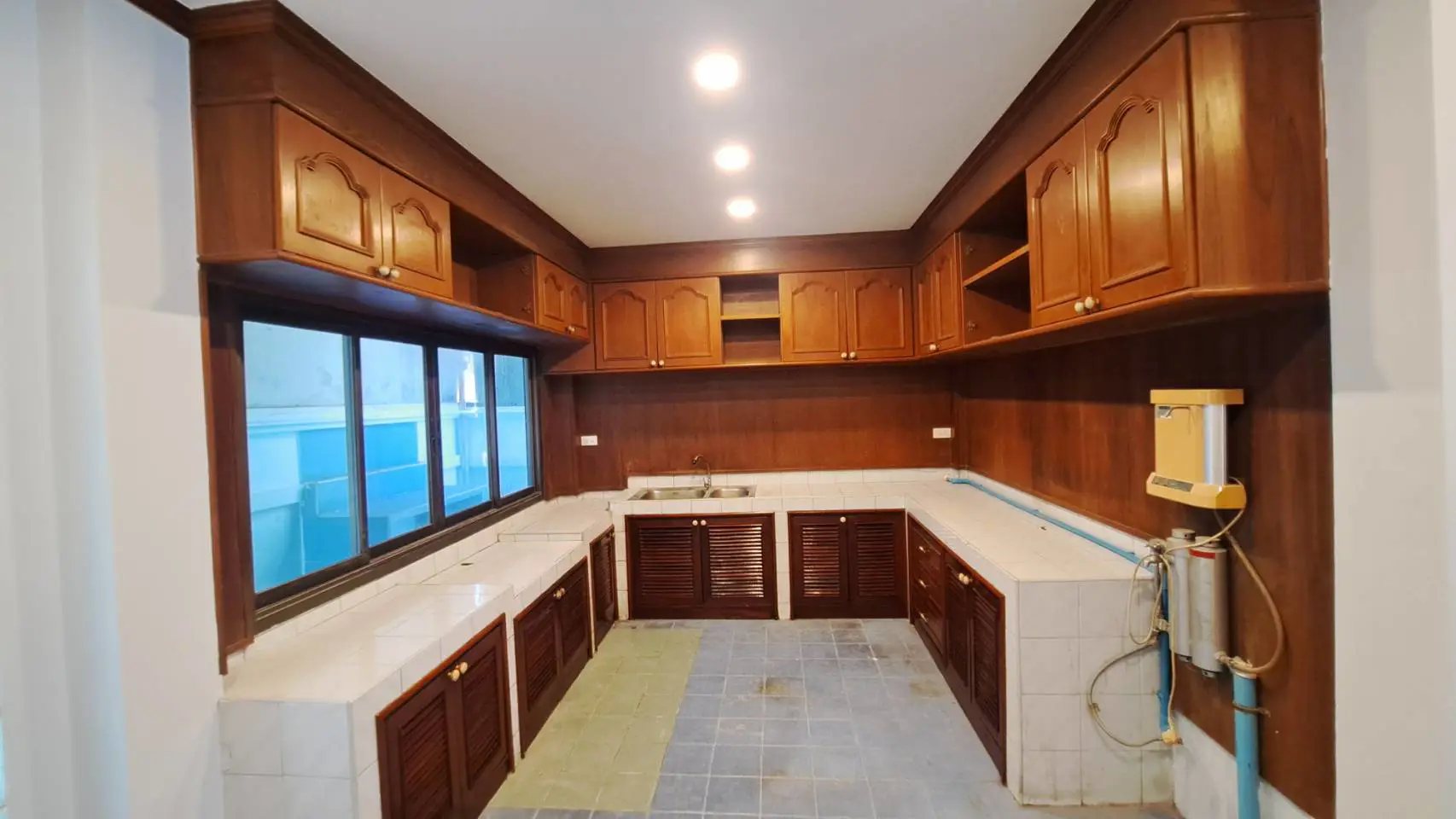 Two-story house in Trakulthong Village, Sriracha 5 Bed for sale