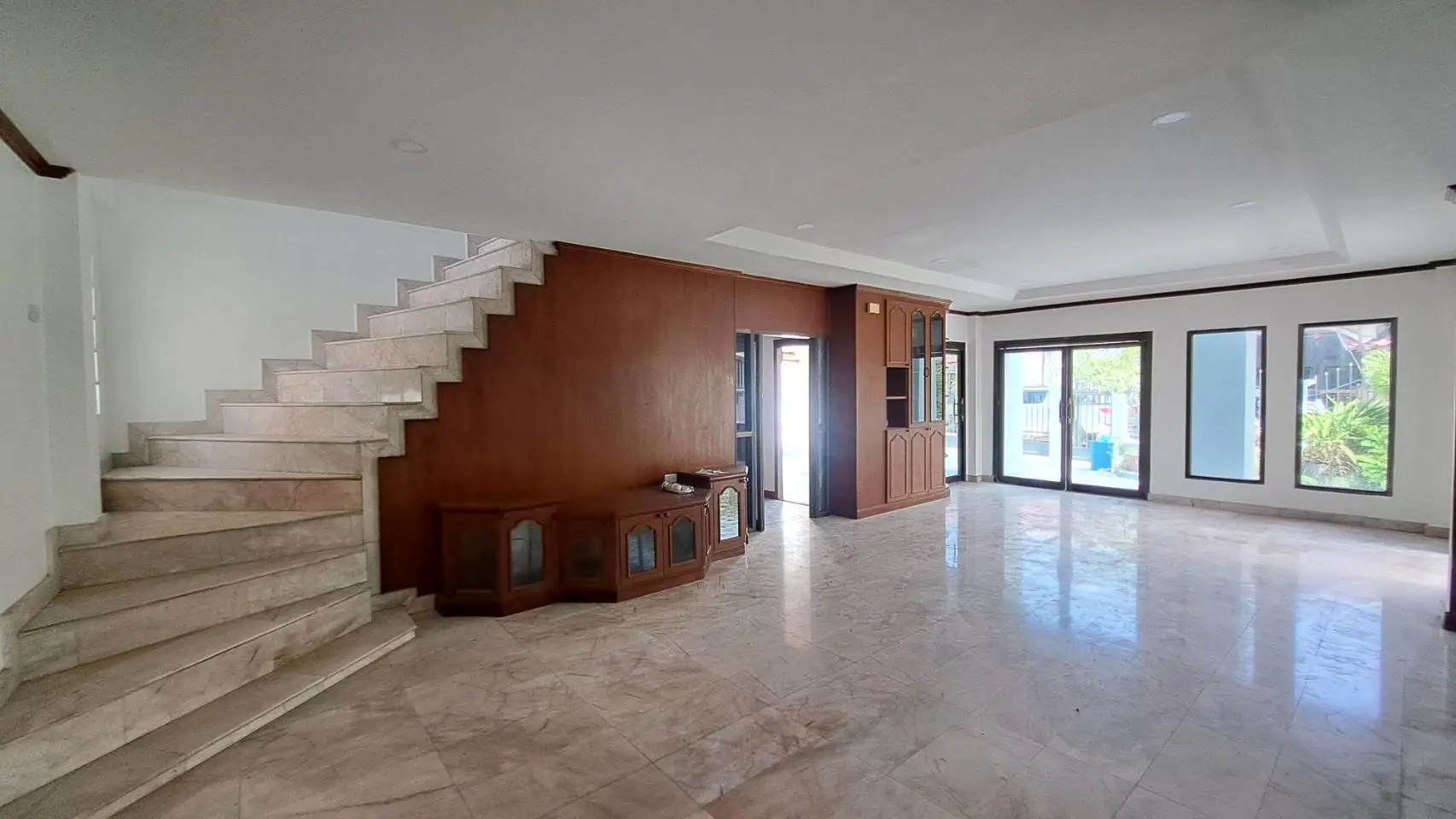 Two-story house in Trakulthong Village, Sriracha 5 Bed for sale