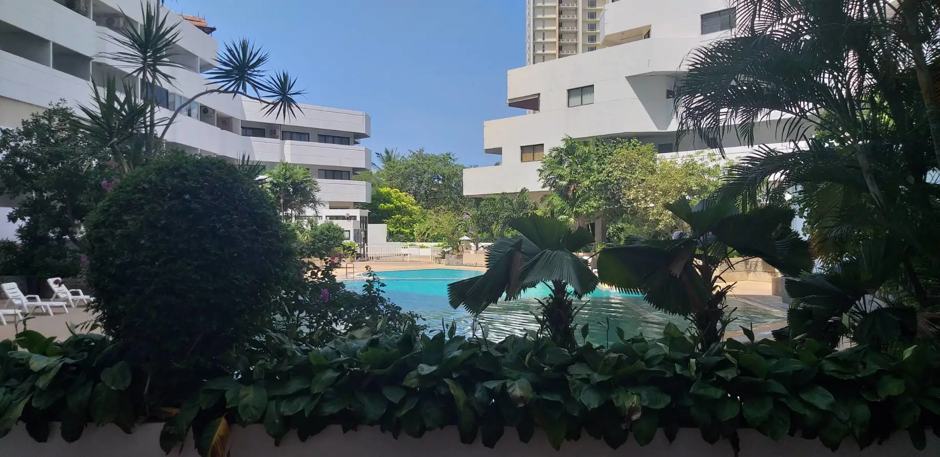 Paradise Condominium Jomtien Beach Studio for rent