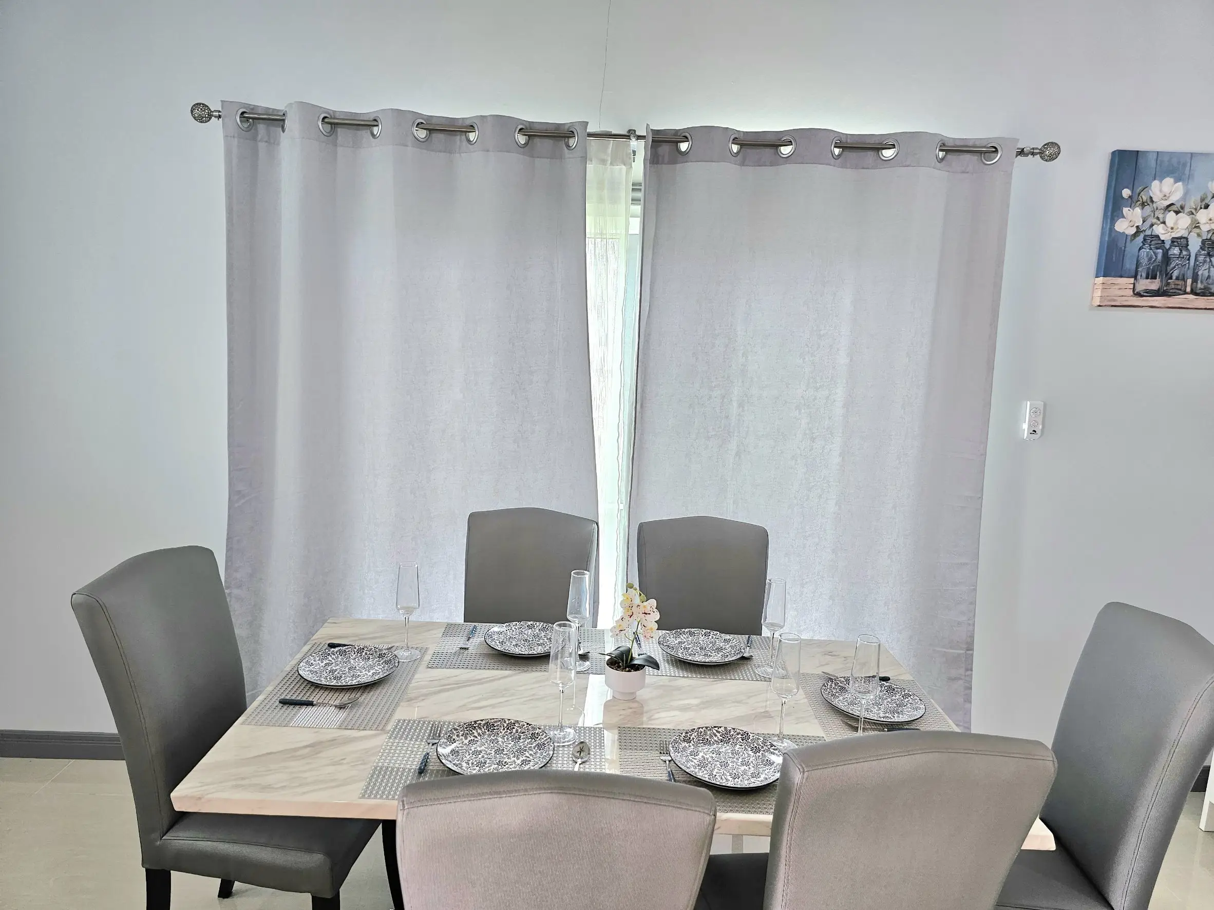 For Rent In Huay Yai 3 bedrooms  2 bathrooms  1 Office 