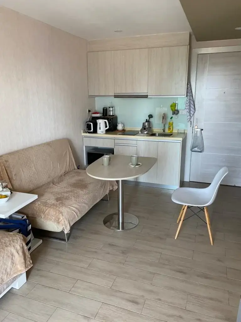 Seven Seas Condo 1 Bedroom For Sale