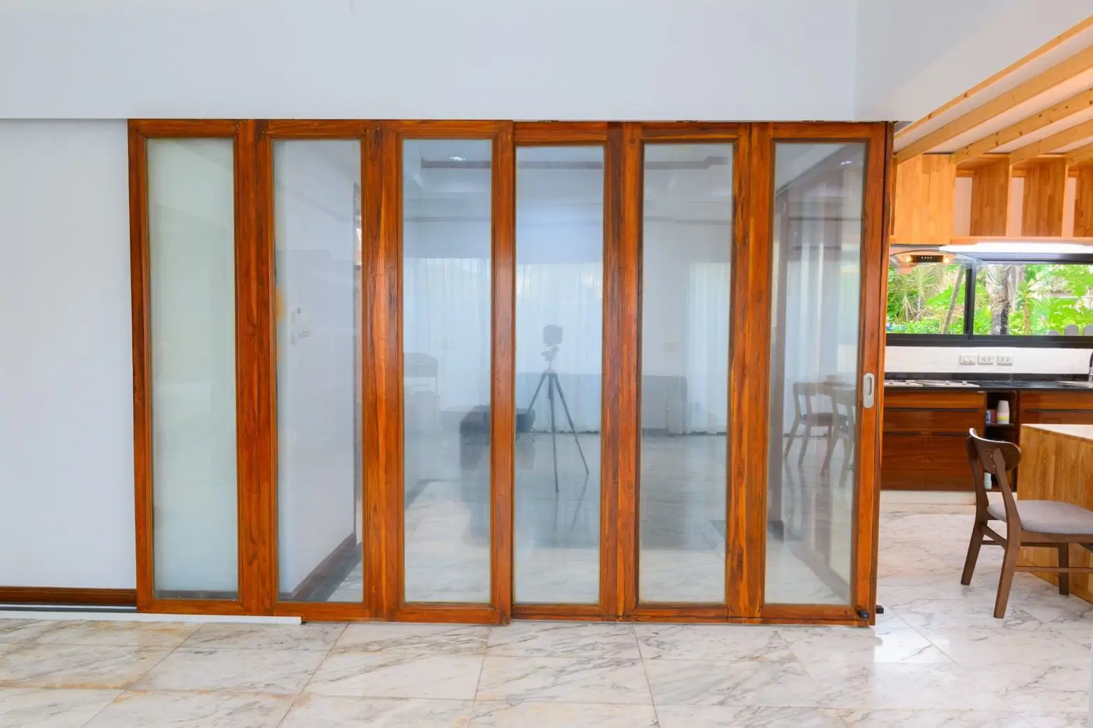 Pool Villa Jomtien for rent Deposit 2 month Advance 1 month  5 Bedroom  4 Bathroom  5 minute to Sukhumvit and 5 minute to the beach