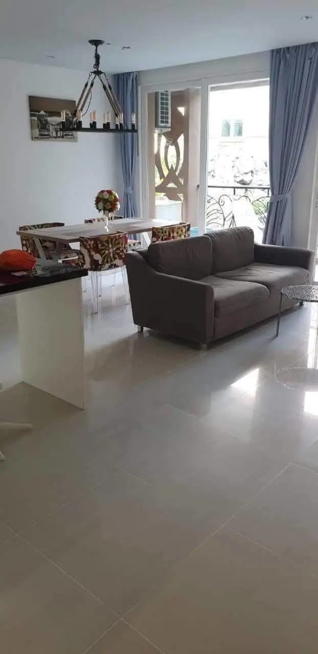 Condo for rent  central  Pattaya  a condominium project close to Jomtien Beach that comes with a unique European style architecture