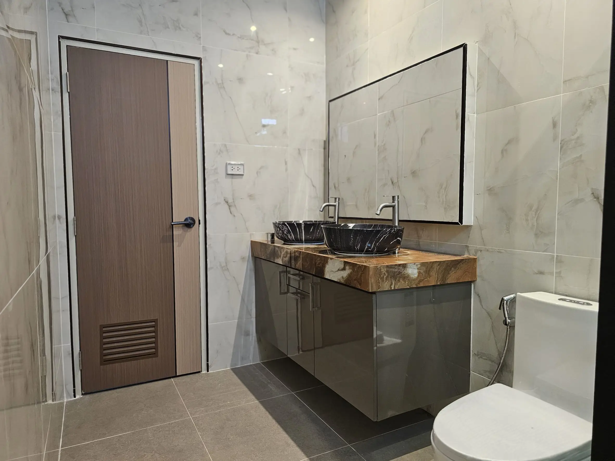 House in chaiyapruk2, 3 Bedroom for sale