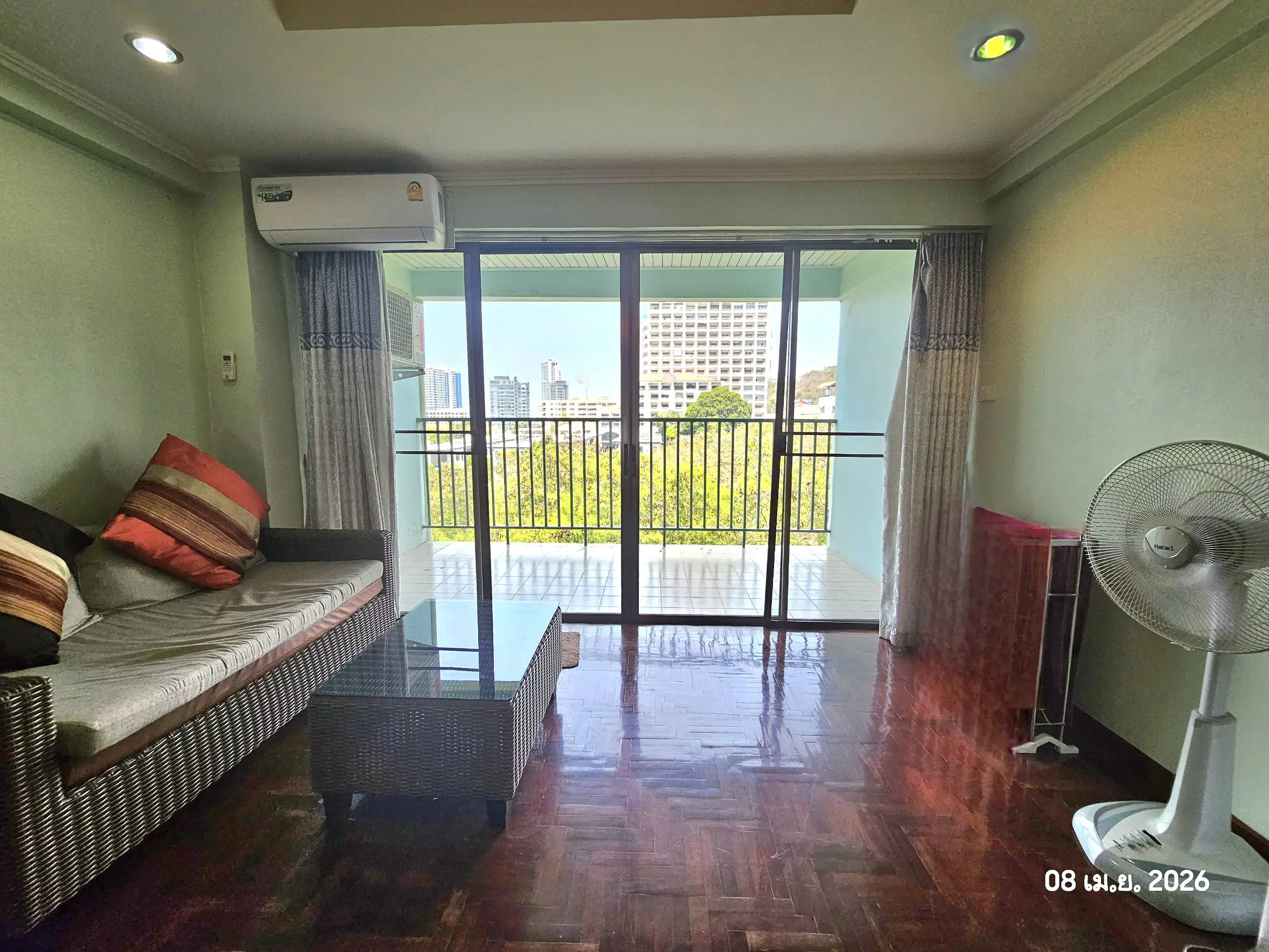 Sombat condo Pratumnak Studio for sale