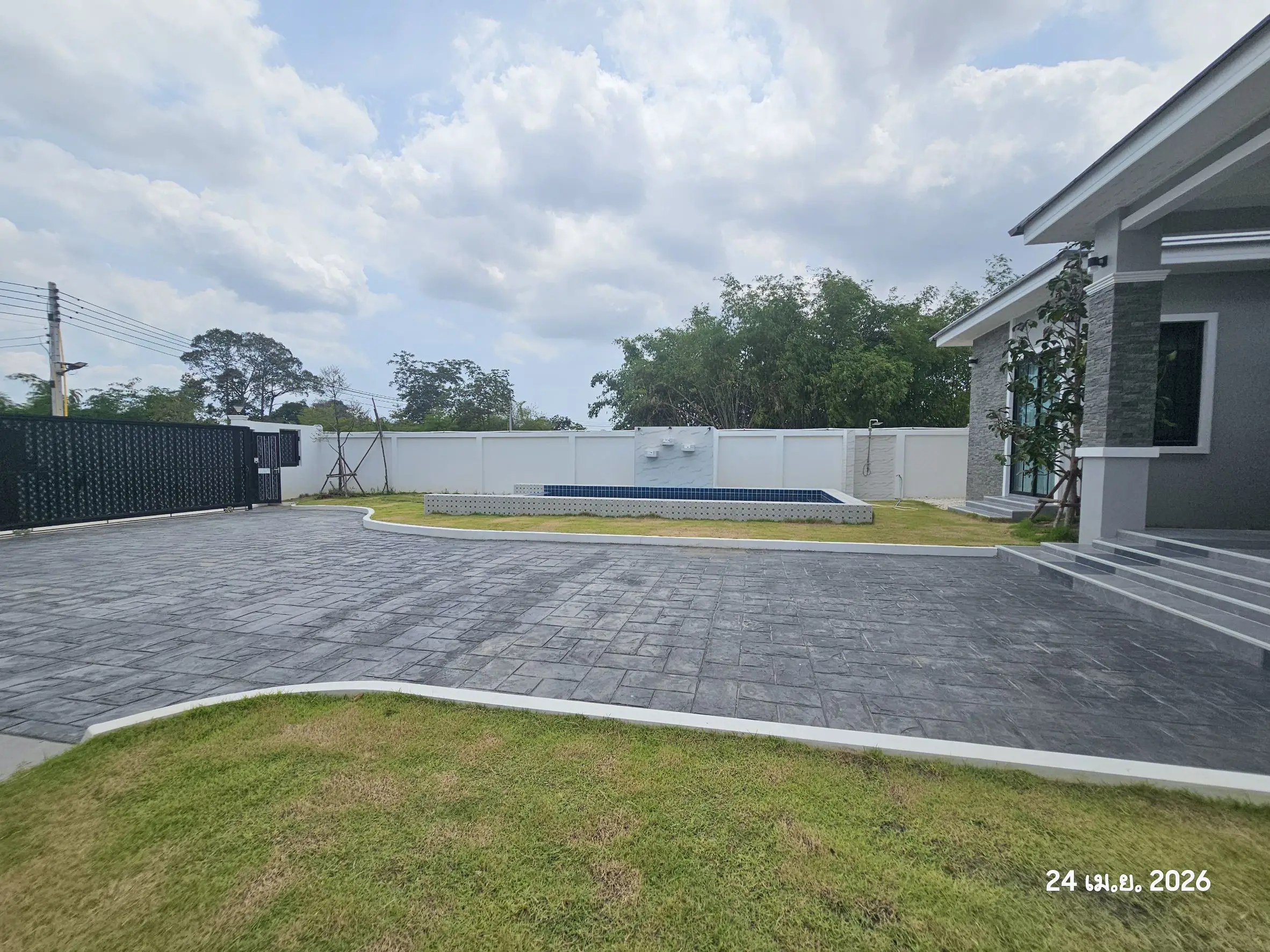 Kamnan Intersection House 4 Bedroom for sale