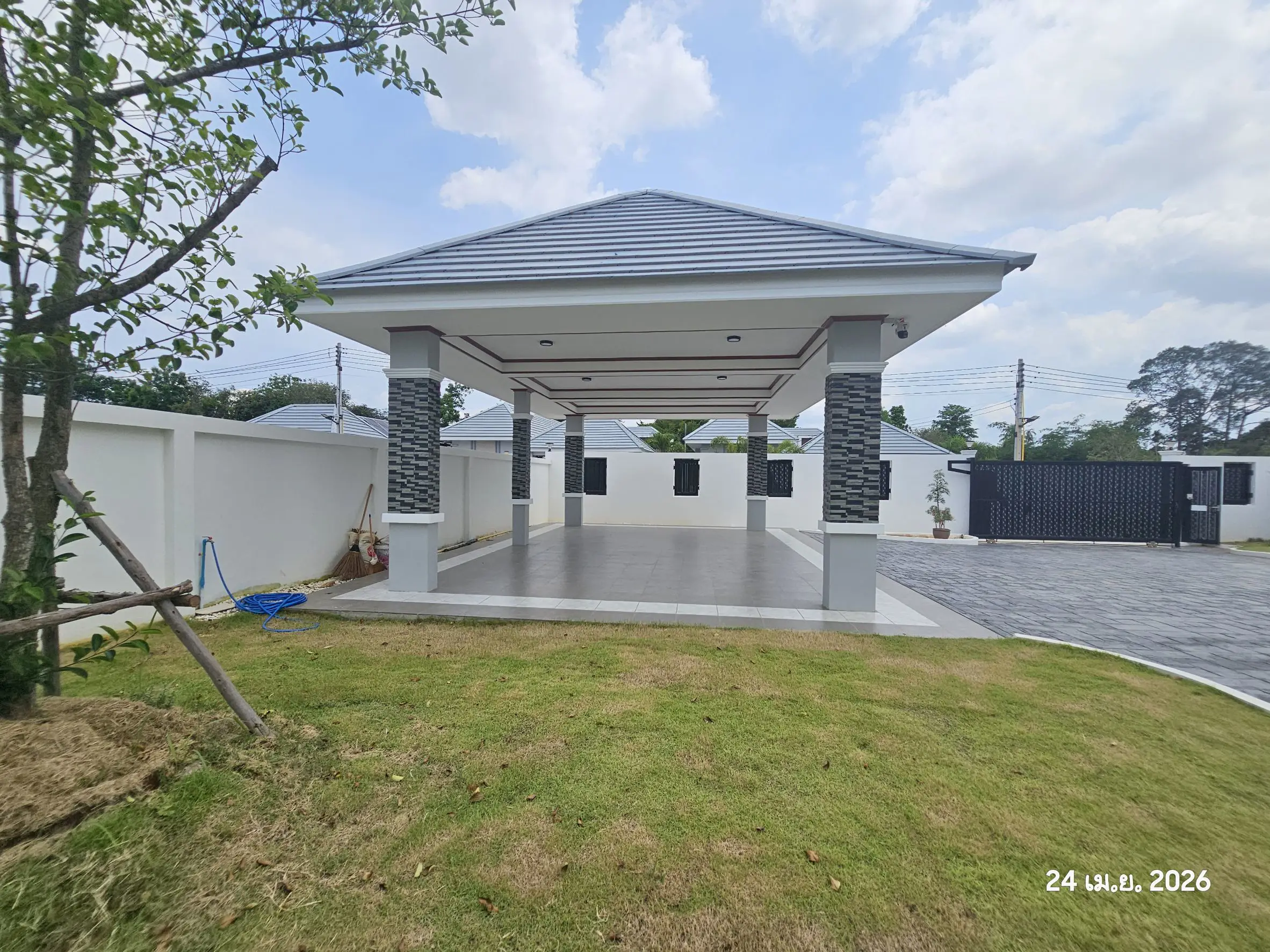 Kamnan Intersection House 4 Bedroom for sale