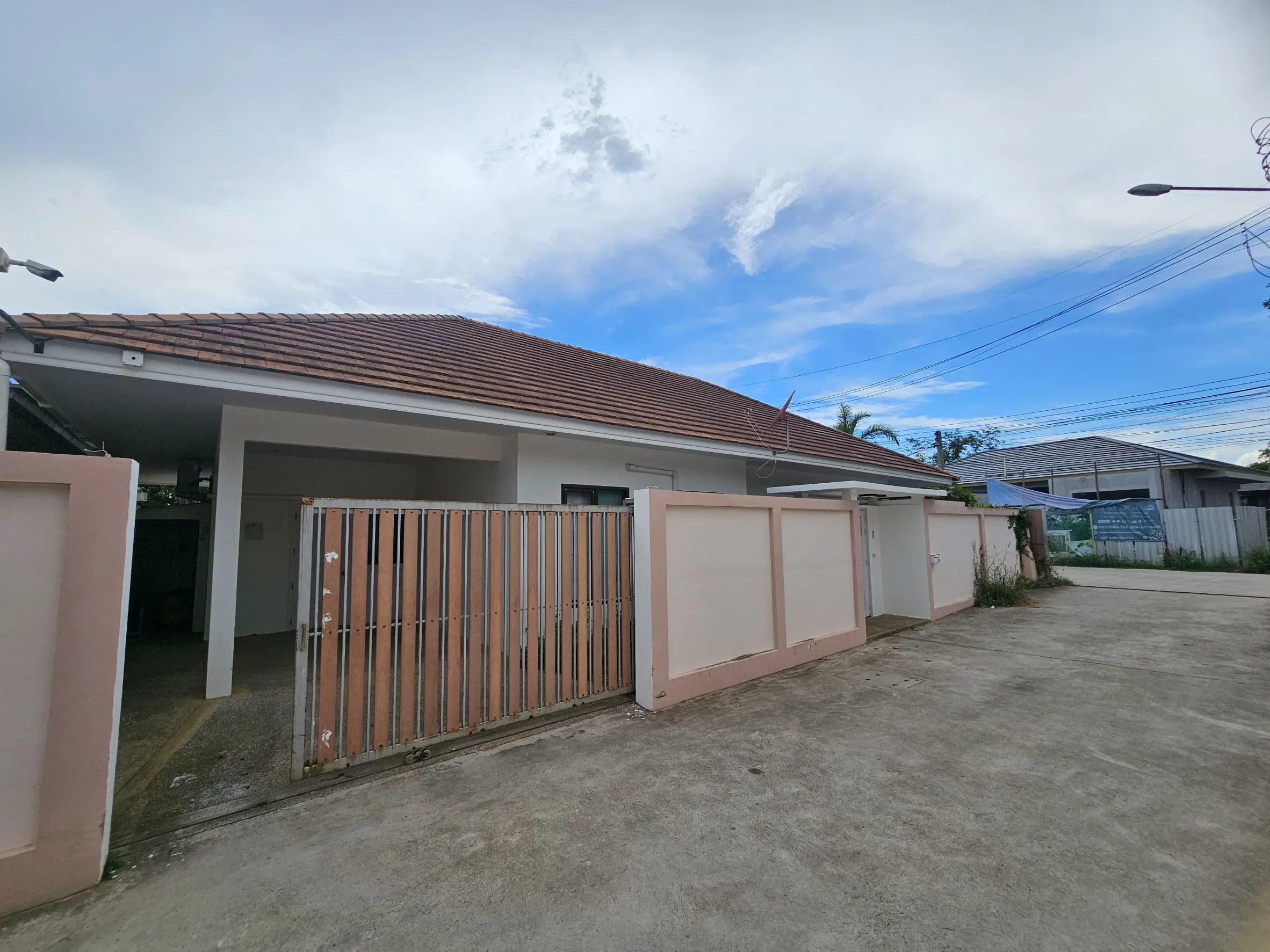 Pool villa in Huay Yai 3 Bedroom for rent