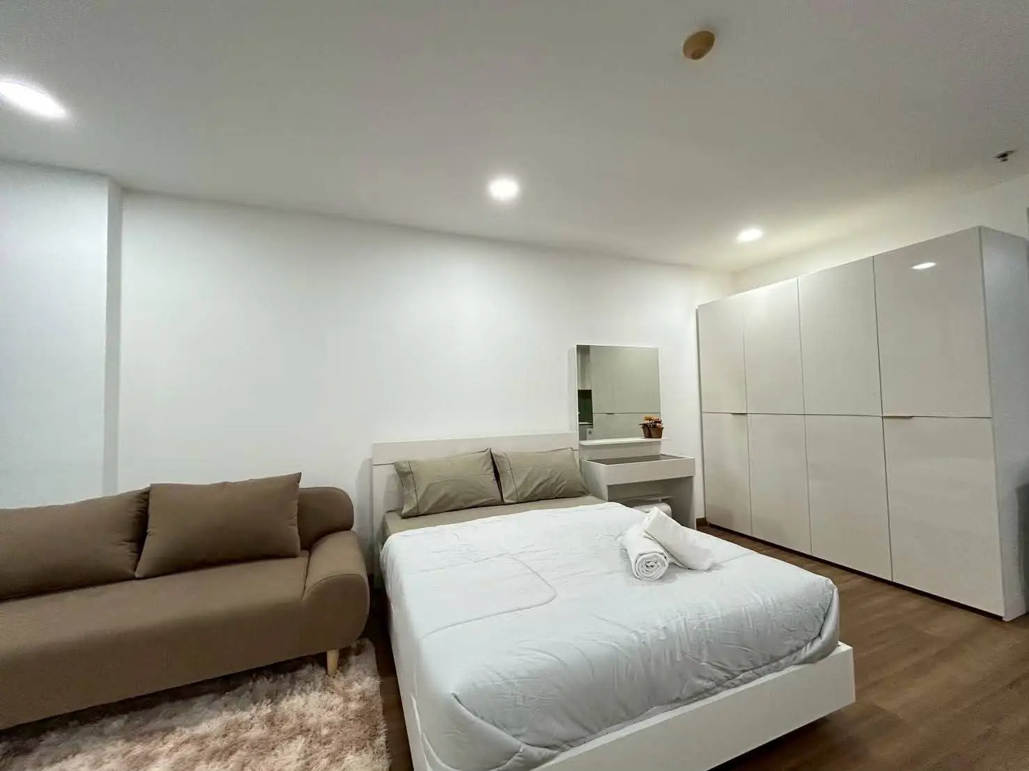 View Talay 5 Condominium Studio for rent
