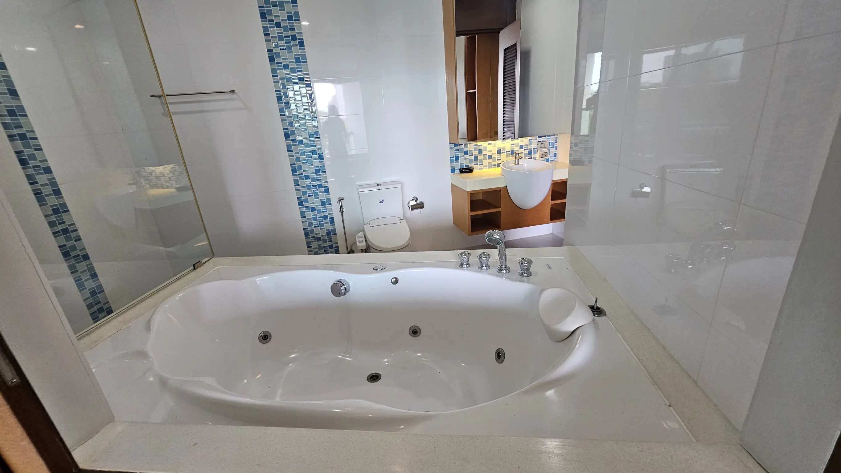 Ananya Wong Amat 2 Bedroom for sale