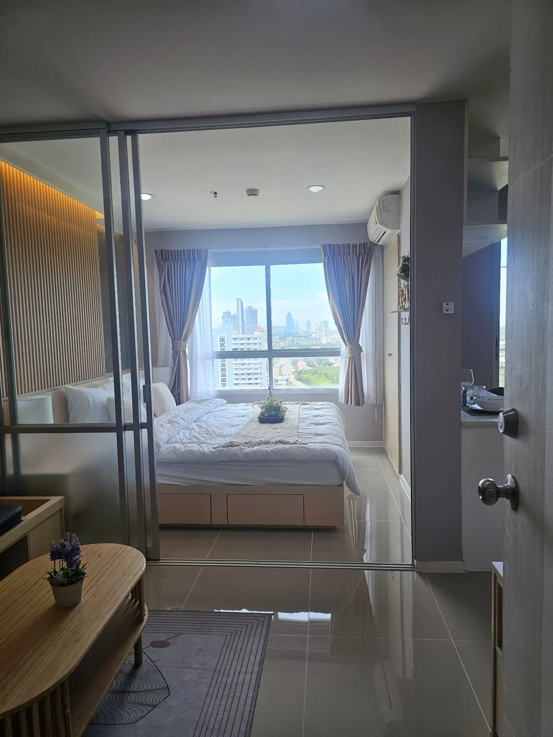 Lumpini Jomtien 1 Bedroom for rent