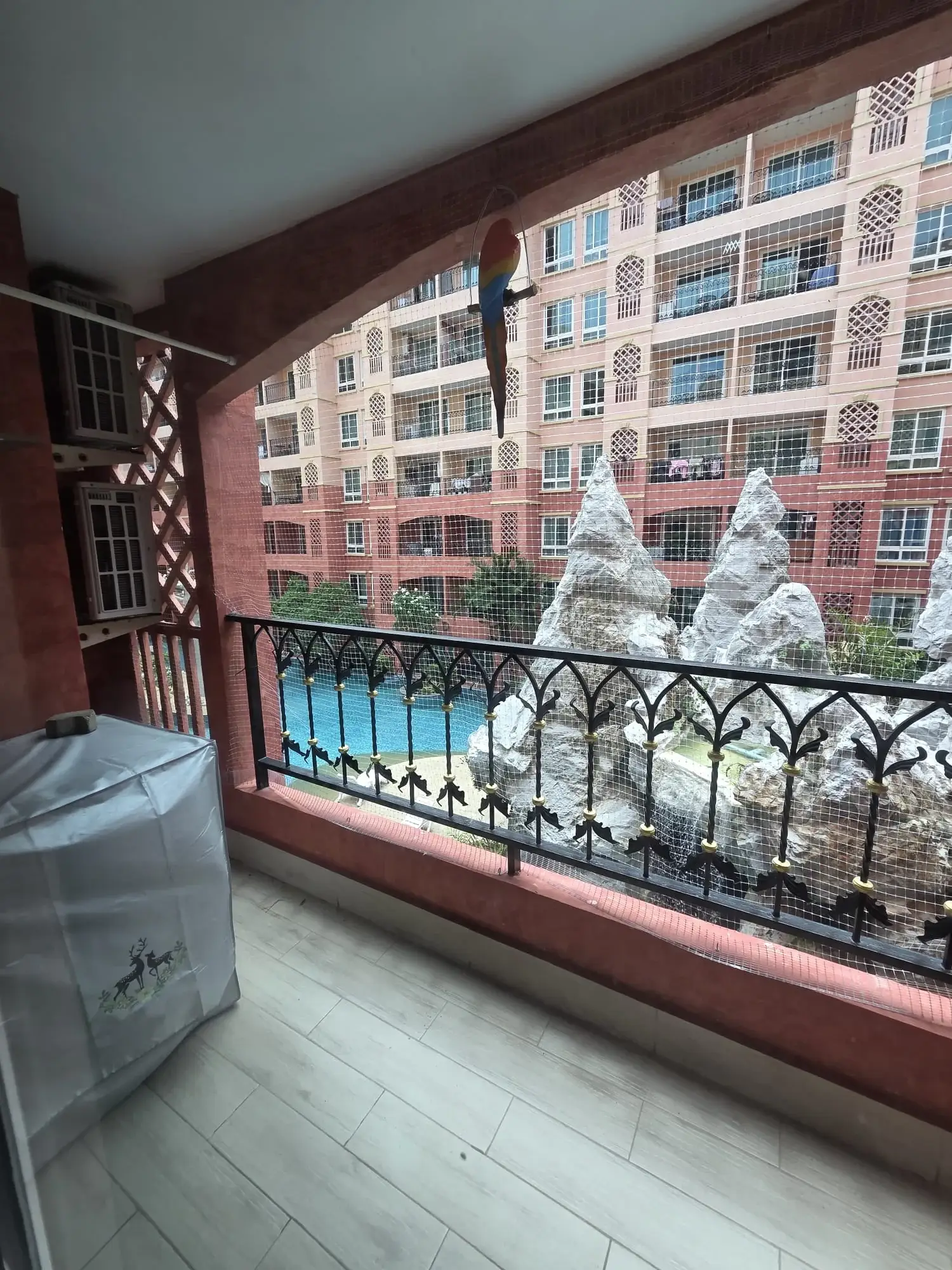 Seven Seas Condo 1 Bedroom For Sale