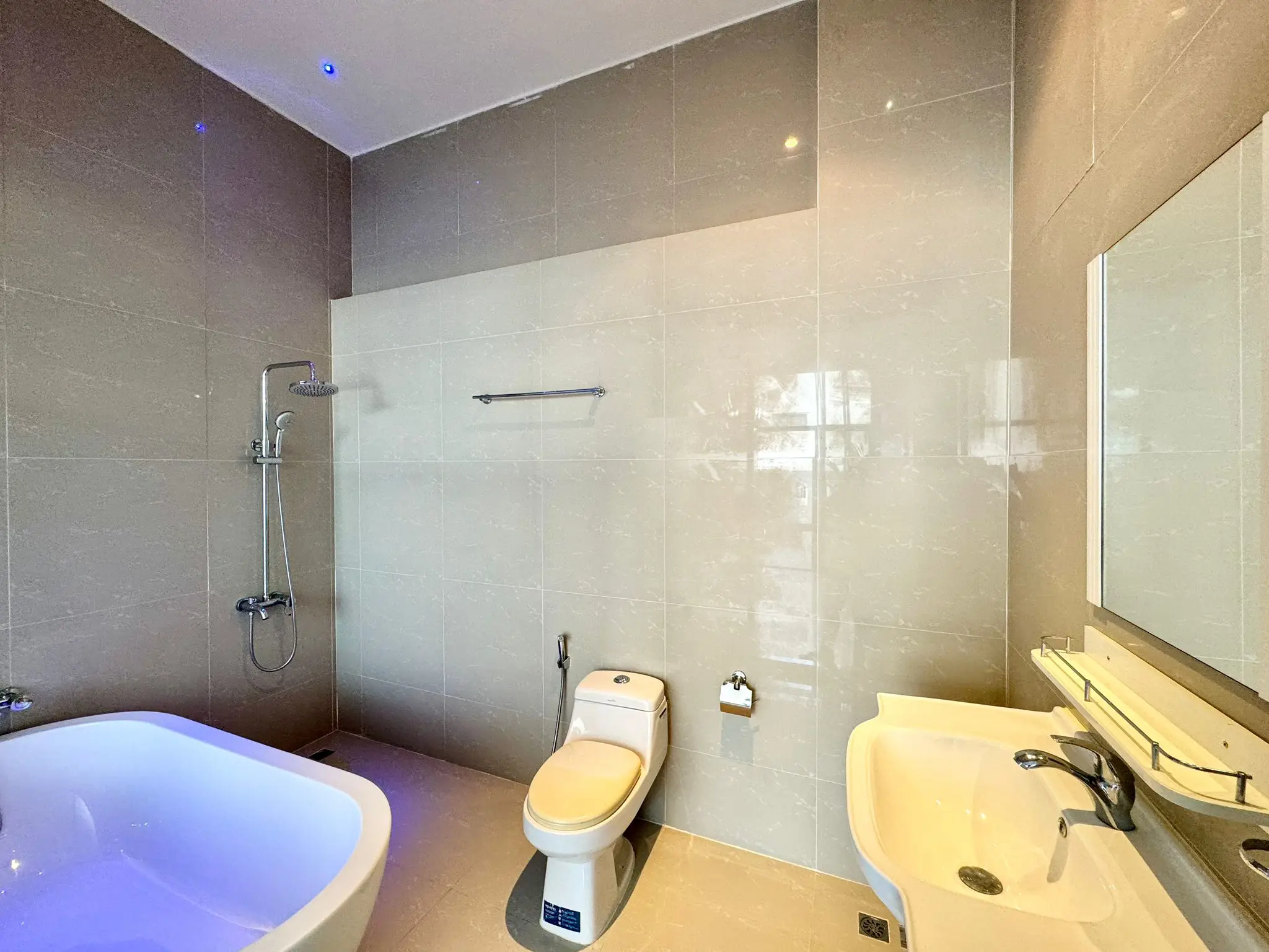 Grand Condotel Village 8 Bedroom for sale