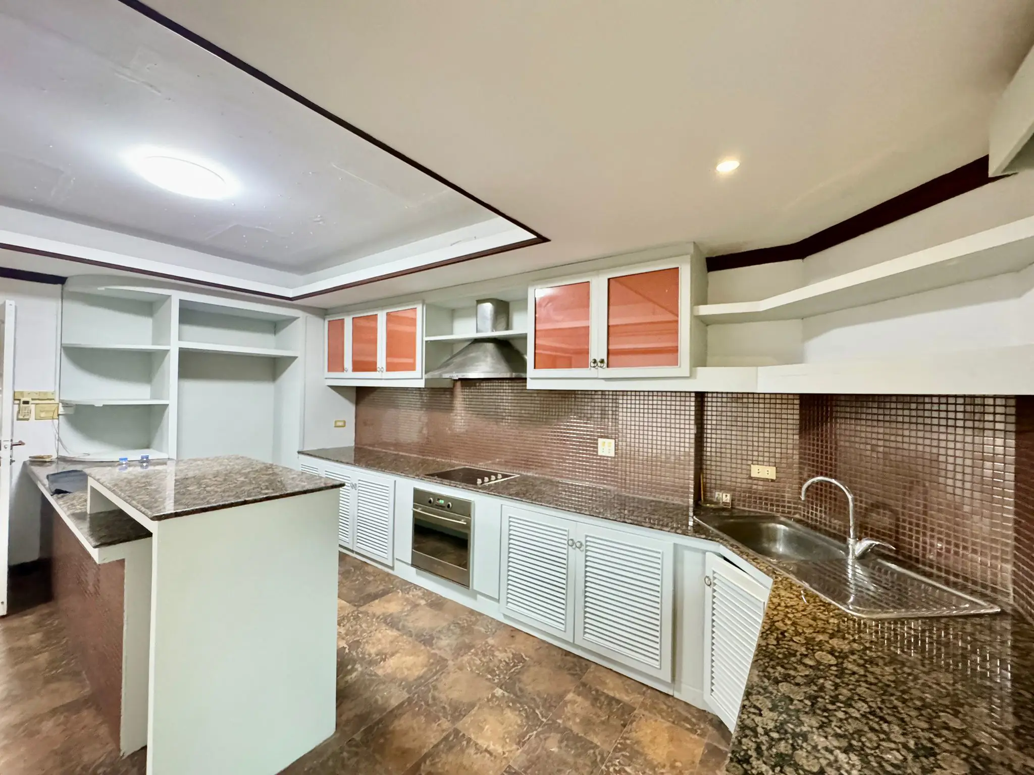 Grand Condotel Village 8 Bedroom for sale