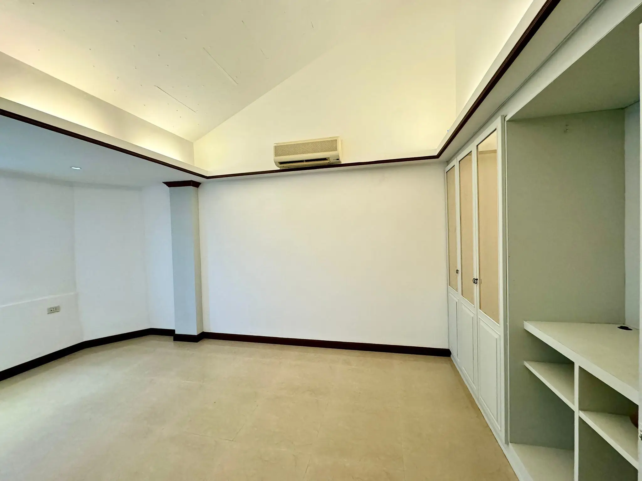 Grand Condotel Village 8 Bedroom for sale