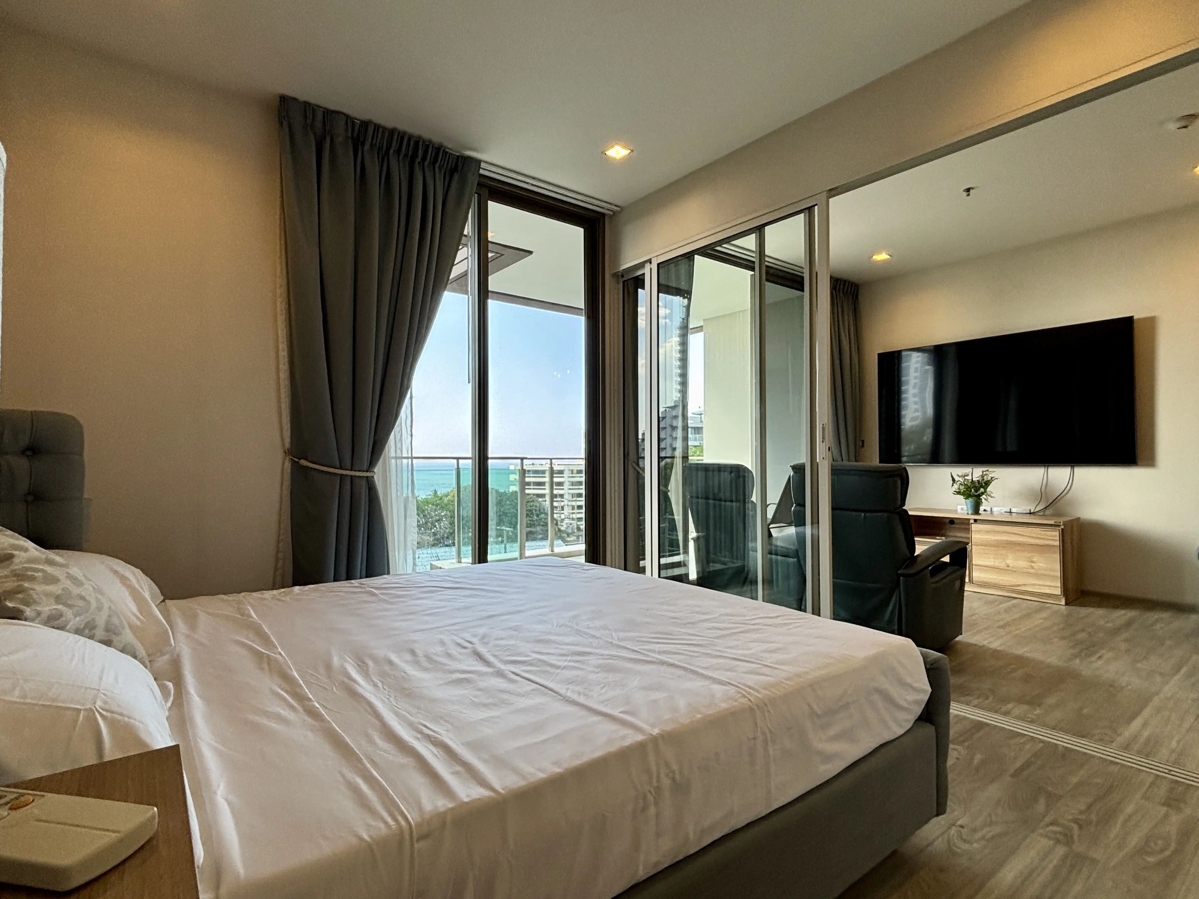 Baan Plai Haad Wong Amat 1 Bedroom for sale