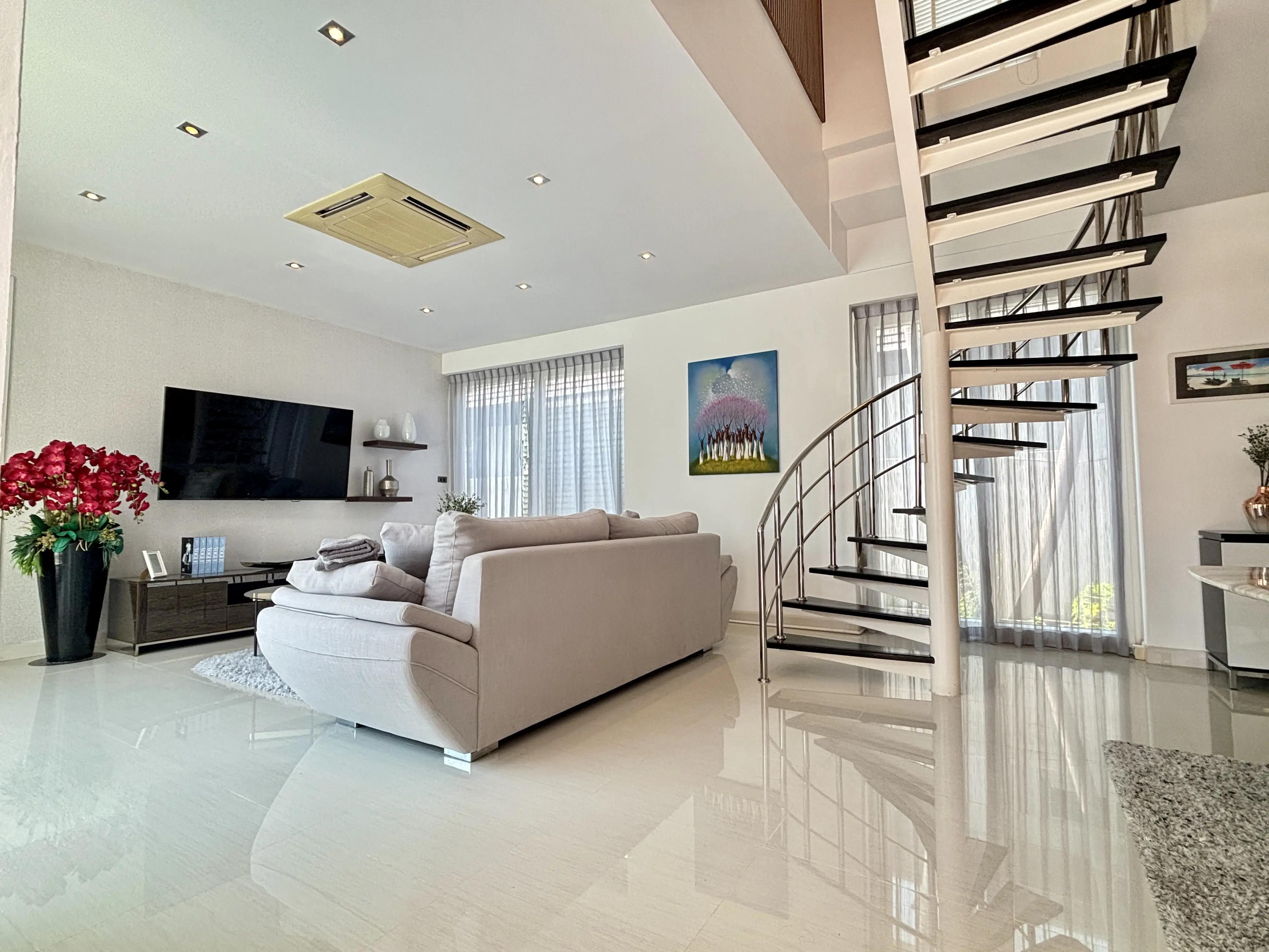 Plam Oasis Villa 4 Bedroom for sale