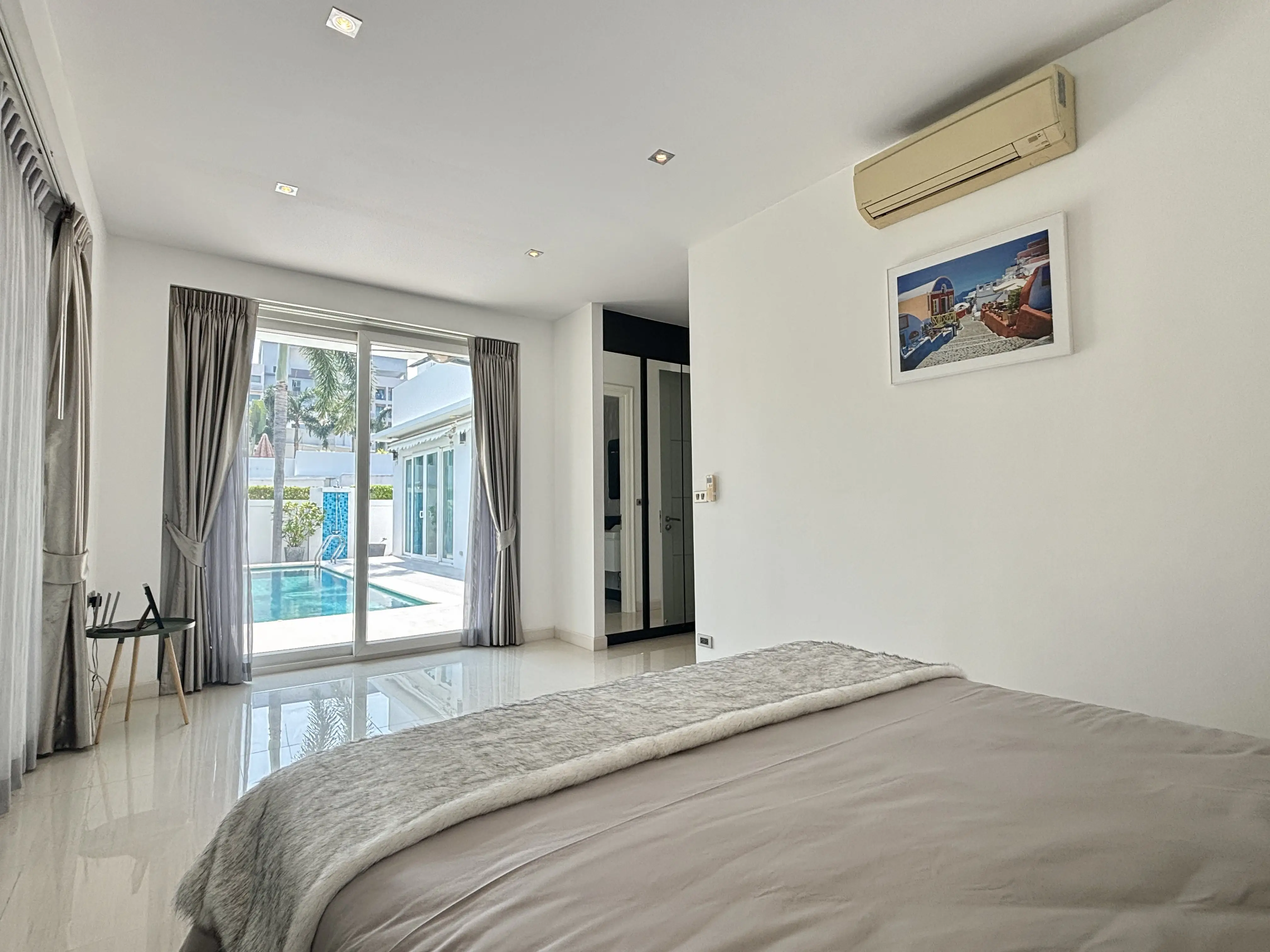 Plam Oasis Villa 4 Bedroom for sale