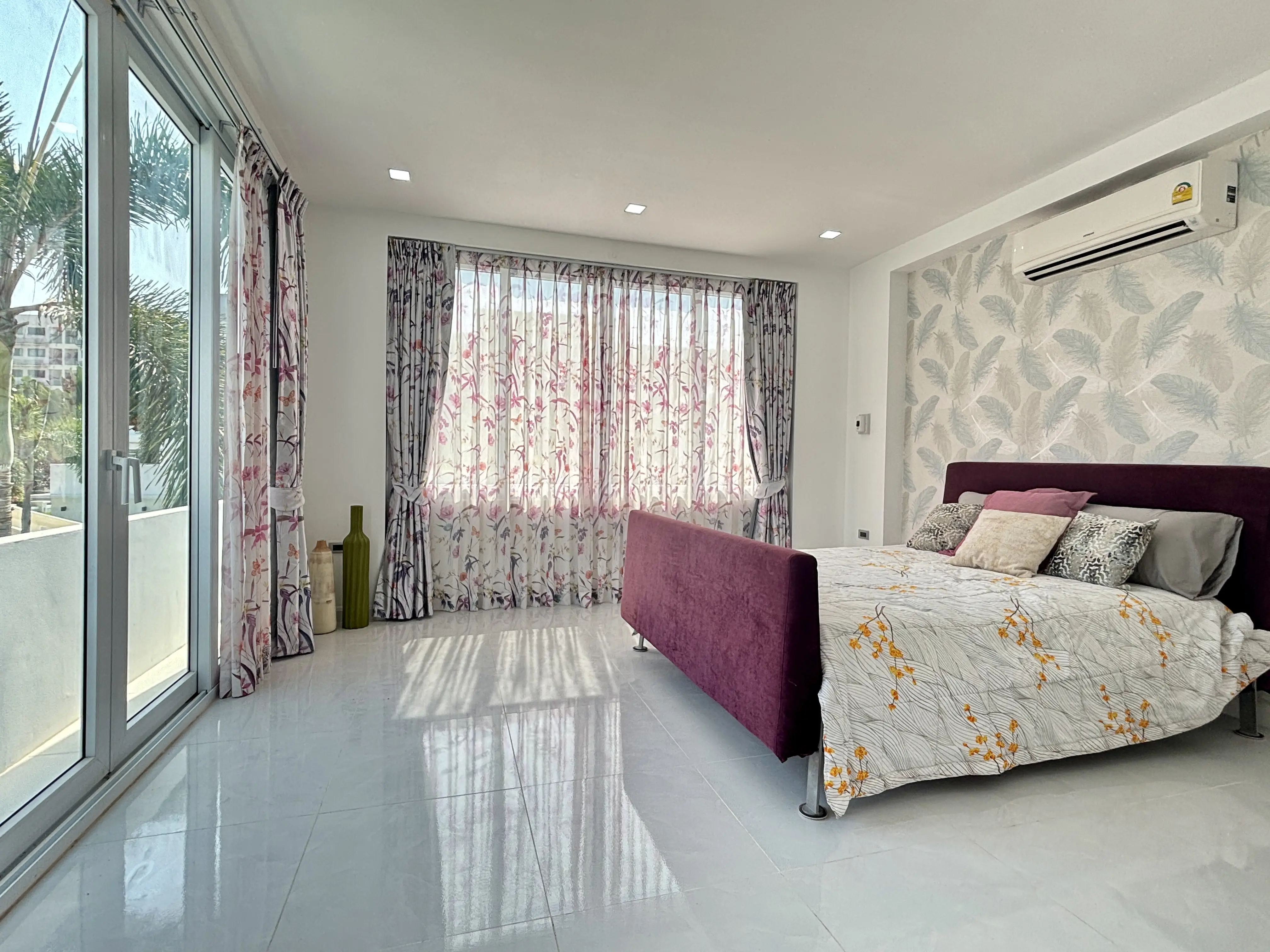 Plam Oasis Villa 4 Bedroom for sale